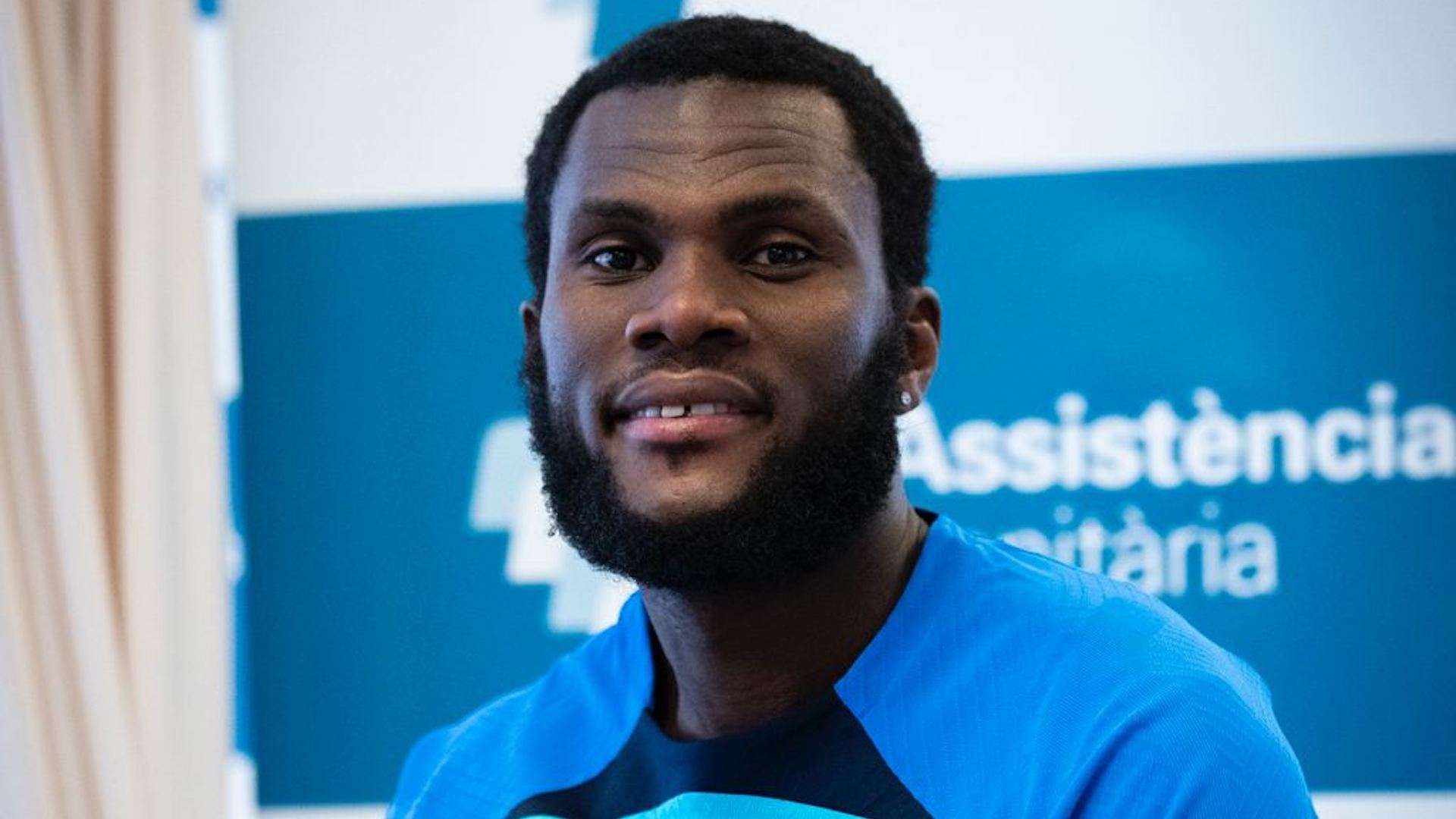 成为中国足 成为中国足